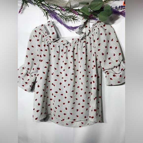 BUNDLE!! Twine & String Women’s Cold Shoulder Summer Tops - Picture 8 of 13